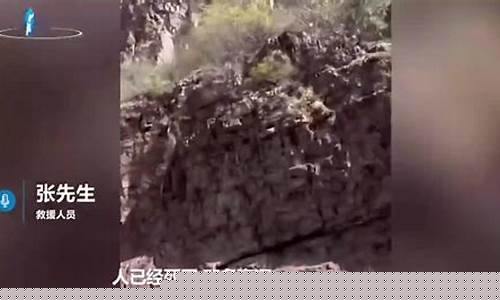 汽车上面装的箱子-汽车上载有木箱